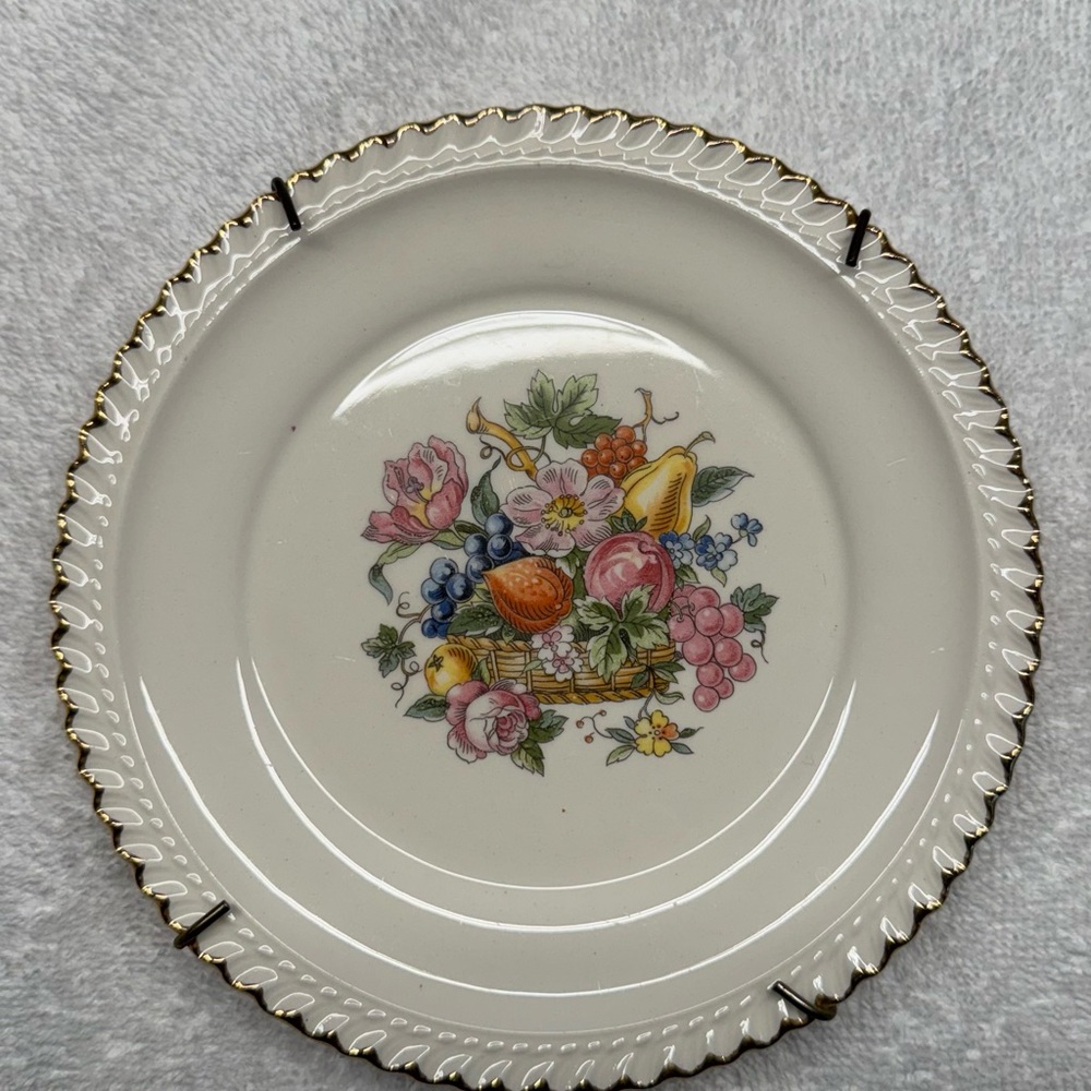 Ambrosia China – 22 KT Gold – decorative dinner plates with wall display 6.5’’